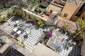 Palazzo Castrofilippo Apartment with 2 terraces by Wonderful Italy