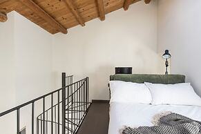 Palazzo Castrofilippo Apartment with 2 terraces by Wonderful Italy