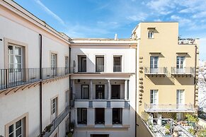 Palazzo Castrofilippo Apartment with 2 terraces by Wonderful Italy
