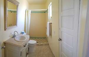 De Alamo Hostile - Hostel