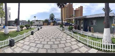 De Alamo Hostile - Hostel