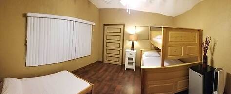 De Alamo Hostile - Hostel