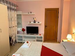 A 3-floor Building With 4 Bedroom, Near Beach