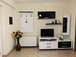 A 3-floor Building With 4 Bedroom, Near Beach