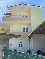 A 3-floor Building With 4 Bedroom, Near Beach