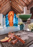 Margaritaville Island Reserve Riviera Cancún - A Karisma All-Inclusive