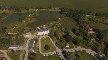 Pałac Komierowo