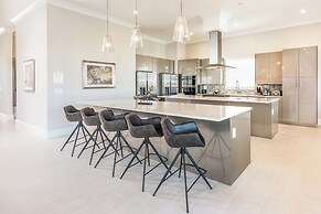 The Bear's Den Resort Orlando