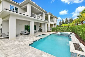 The Bear's Den Resort Orlando