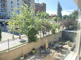 The Medicine Hat Villa