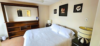 The Medicine Hat Villa