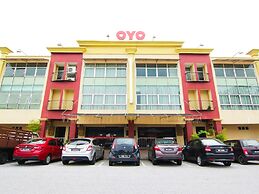 OYO 11343 Hotel Putra Iskandar
