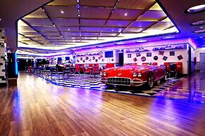 Central Park Reef Resort