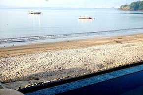 Central Park Reef Resort