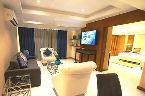 Central Park Reef Resort