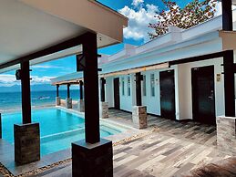 Alegria Water Front Beach House