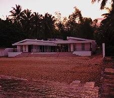 Alegria Water Front Beach House
