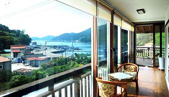Tongyeong The Sea and The Poet Pension