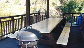 Tongyeong The Sea and The Poet Pension