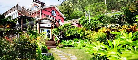 Tongyeong The Sea and The Poet Pension