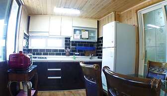 Tongyeong The Sea and The Poet Pension