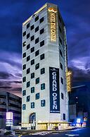 Hotel the Castle Sincheon