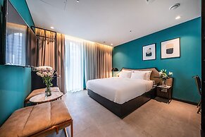 Hotel the Castle Sincheon