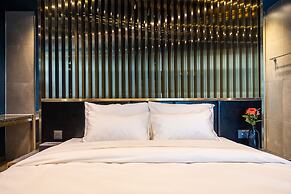 Hotel the Castle Sincheon