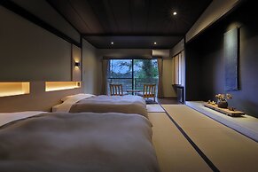 Oyado Morinone - Adults Only