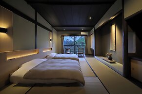 Oyado Morinone - Adults Only