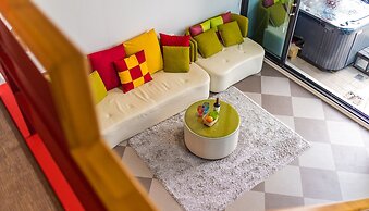 Tongyeong Honey Spa Pension