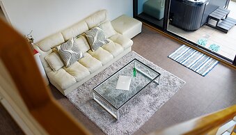 Tongyeong Honey Spa Pension