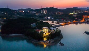 Tongyeong Honey Spa Pension