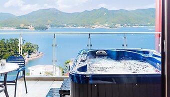 Tongyeong Honey Spa Pension