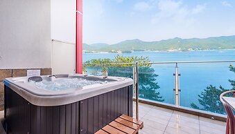 Tongyeong Honey Spa Pension