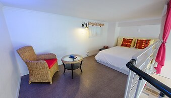 Tongyeong Honey Spa Pension