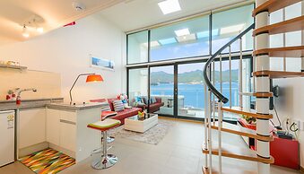 Tongyeong Honey Spa Pension