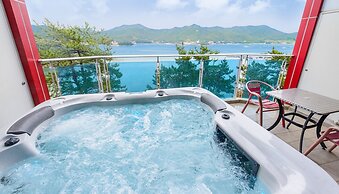 Tongyeong Honey Spa Pension