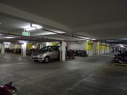 Scenic Valley Apartment