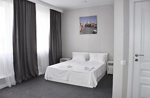 Medelean Hotel - Hostel