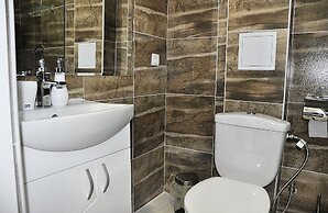 Medelean Hotel - Hostel