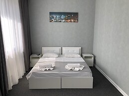 Medelean Hotel - Hostel
