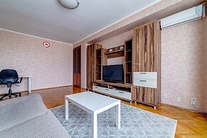 Day&Night Apartments - Noviy Arbat