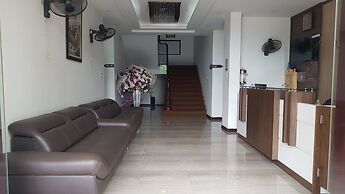 Lakeside Dailai Hotel