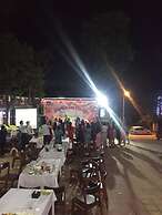 Lakeside Dailai Hotel