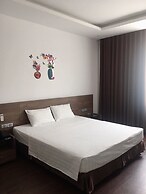 Lakeside Dailai Hotel