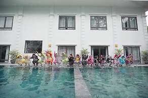 Lakeside Dailai Hotel