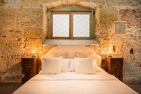 Stylish house in front of Casa Professa