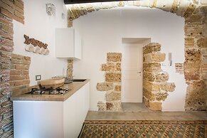 Stylish house in front of Casa Professa