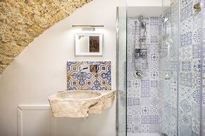 Stylish house in front of Casa Professa